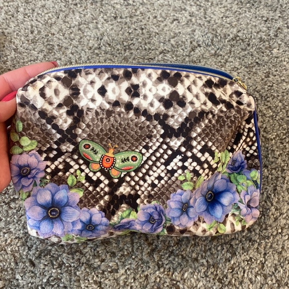 Estée Lauder Makeup Bag - Picture 4 of 4